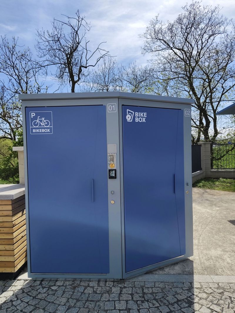 Bike Box - Dobroměřice - Louny 1, Obecní úřad