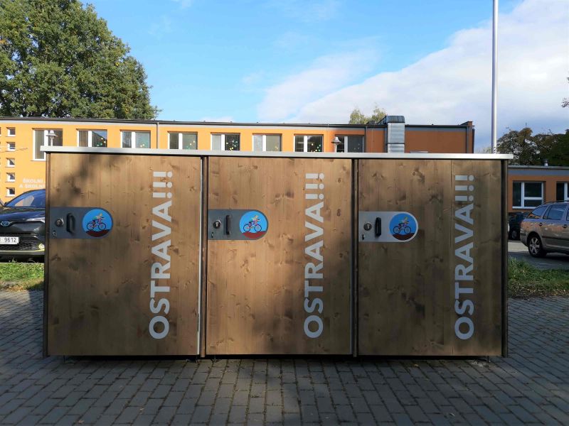 Bike Box - Ostrava, školská zařízení