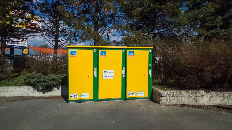 Bike Box - Žilina (SK), U městského bazénu